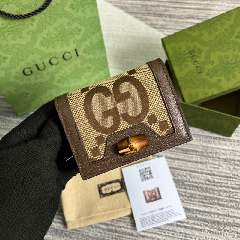 Gucci Handbags 193